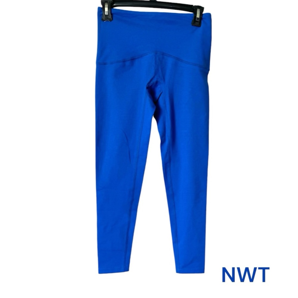 NWT     WOMEN with CONTROL Workout Capri Leggings XSMALL     #T - Picture 2 of 8